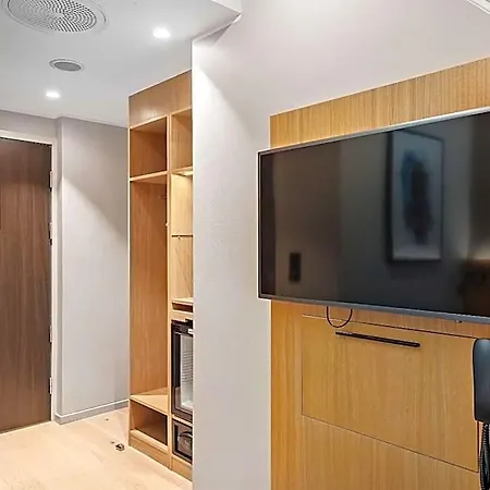 Harbour Hotel, Worldhotels Crafted 4* ברגן